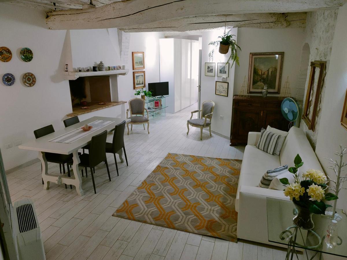 Il Cortiletto Casa Vacanza トレビ エクステリア 写真